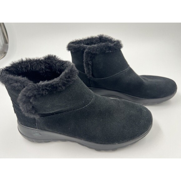 SKECHERS WOMEN'S ON THE GO JOY 15501S CHUKKA BOOTS BLACK Size 6 - Picture 1 of 8